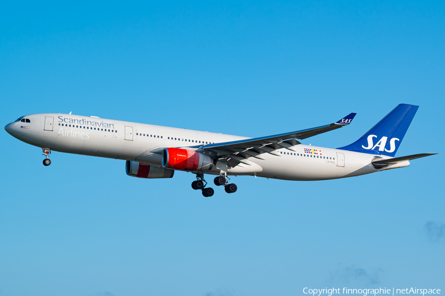 SAS - Scandinavian Airlines Airbus A330-343 (LN-RKN) | Photo 634943