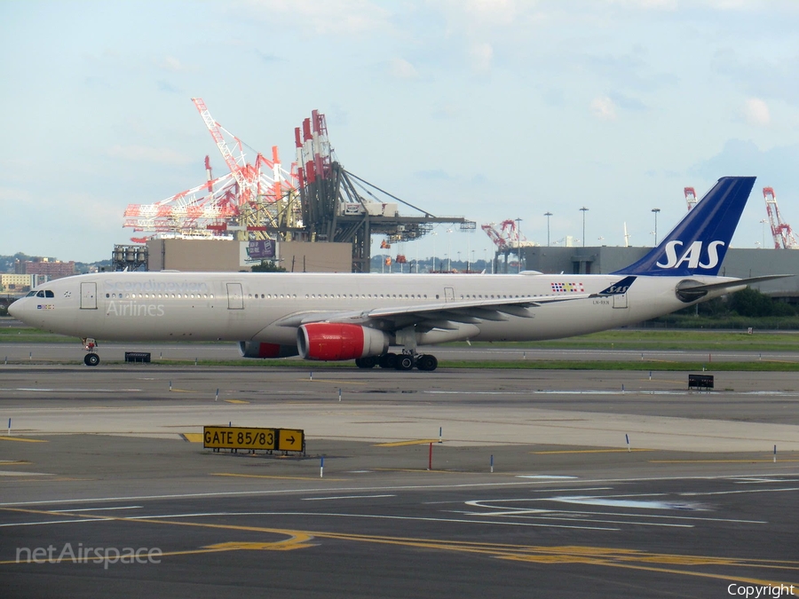 SAS - Scandinavian Airlines Airbus A330-343 (LN-RKN) | Photo 257503