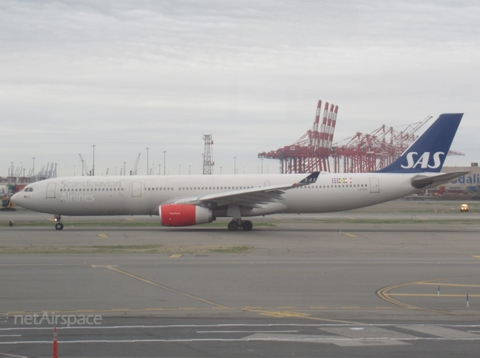 SAS - Scandinavian Airlines Airbus A330-343X (LN-RKO) at  Newark - Liberty International, United States
