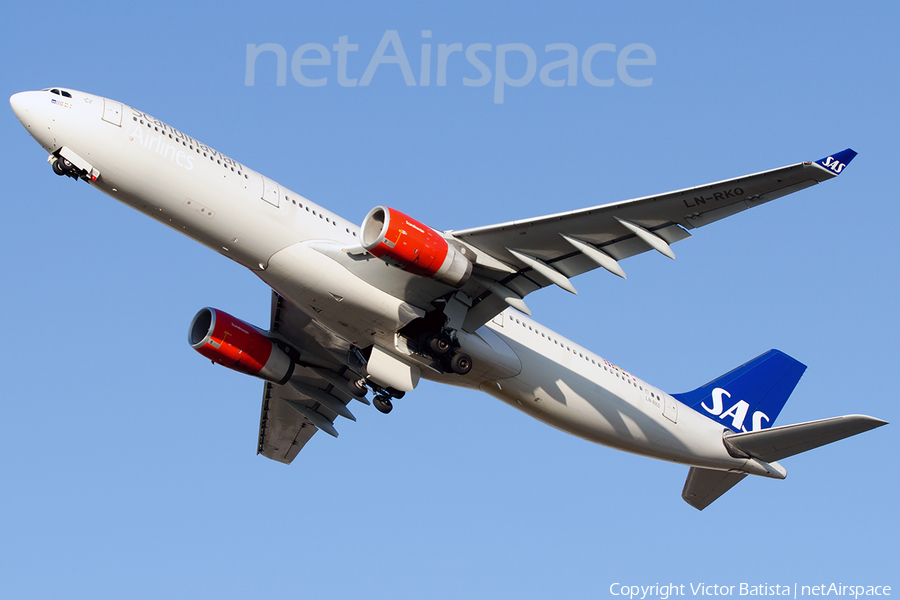 SAS - Scandinavian Airlines Airbus A330-343X (LN-RKO) | Photo 221578