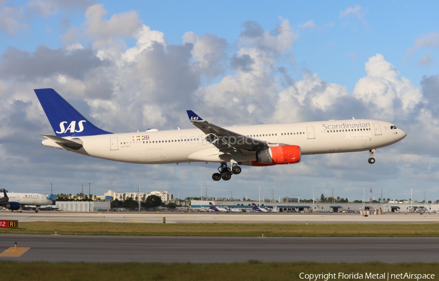 SAS - Scandinavian Airlines Airbus A330-343E (LN-RKS) | Photo 549192