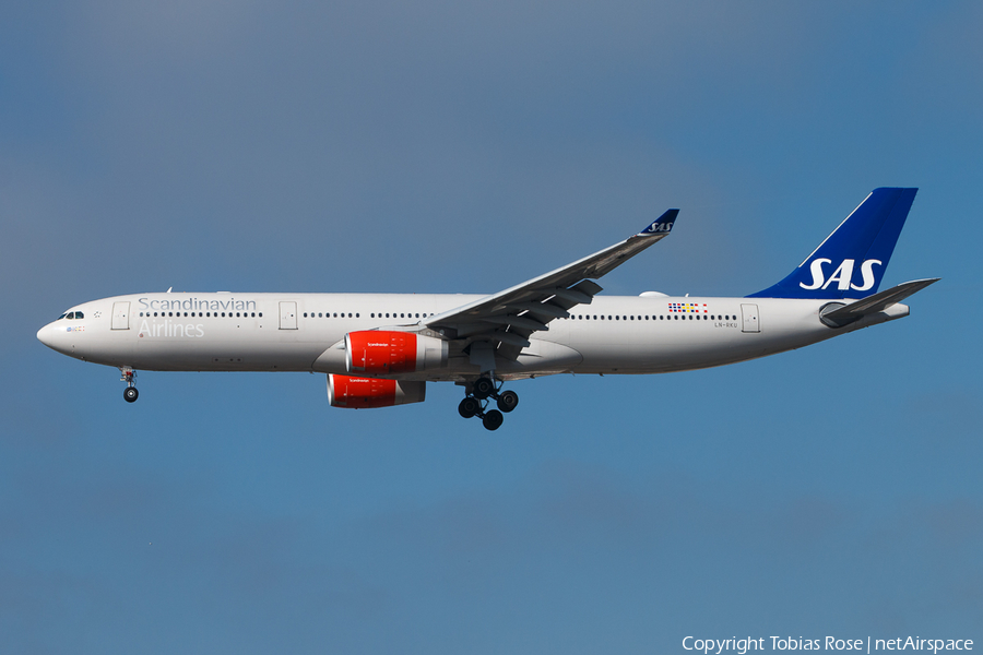 SAS - Scandinavian Airlines Airbus A330-343X (LN-RKU) | Photo 300748
