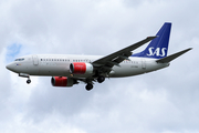 SAS - Scandinavian Airlines Boeing 737-783 (LN-RNN) at  London - Heathrow, United Kingdom