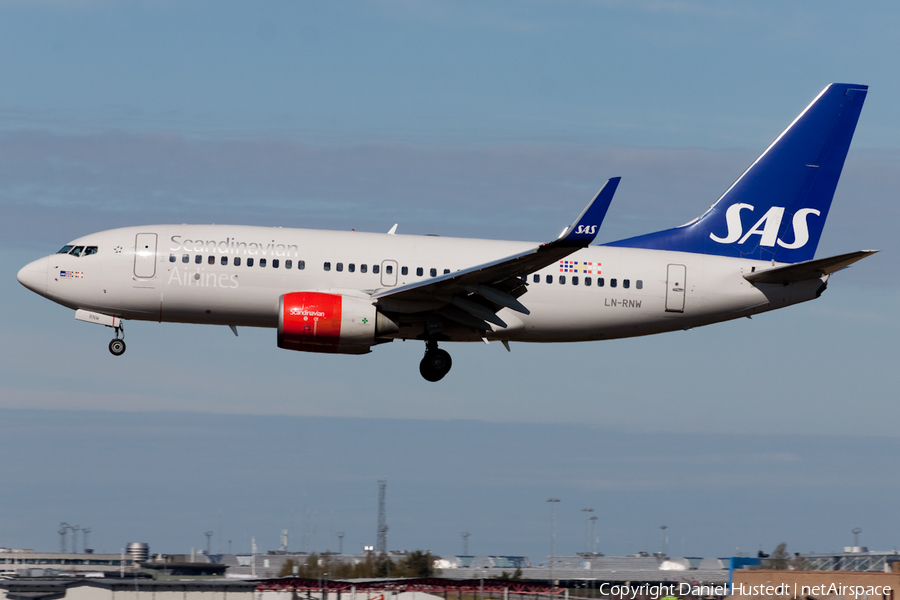 SAS - Scandinavian Airlines Boeing 737-783 (LN-RNW) | Photo 422200