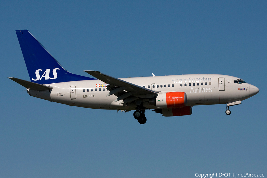 SAS - Scandinavian Airlines Boeing 737-683 (LN-RPA) | Photo 267089