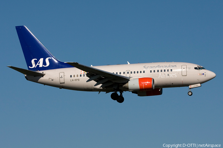 SAS - Scandinavian Airlines Boeing 737-683 (LN-RPB) | Photo 267075