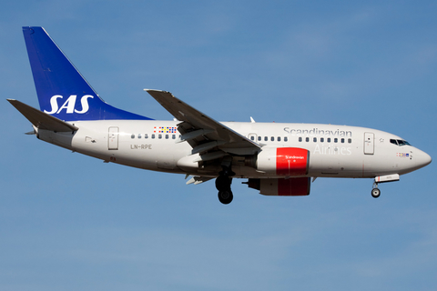 SAS - Scandinavian Airlines Boeing 737-683 (LN-RPE) at  Stockholm - Arlanda, Sweden