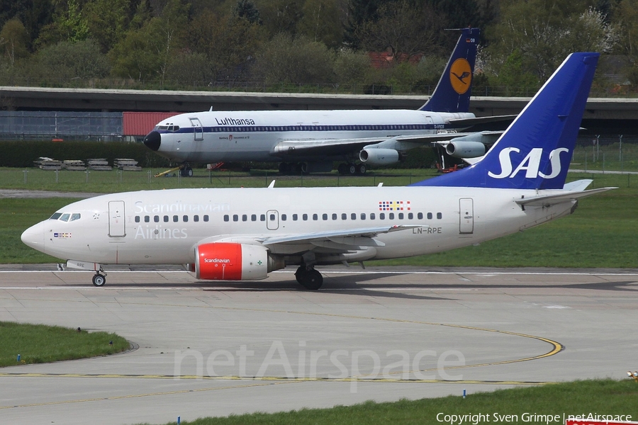 SAS - Scandinavian Airlines Boeing 737-683 (LN-RPE) | Photo 75436