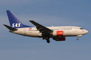 SAS - Scandinavian Airlines Boeing 737-683 (LN-RPF) at  London - Heathrow, United Kingdom