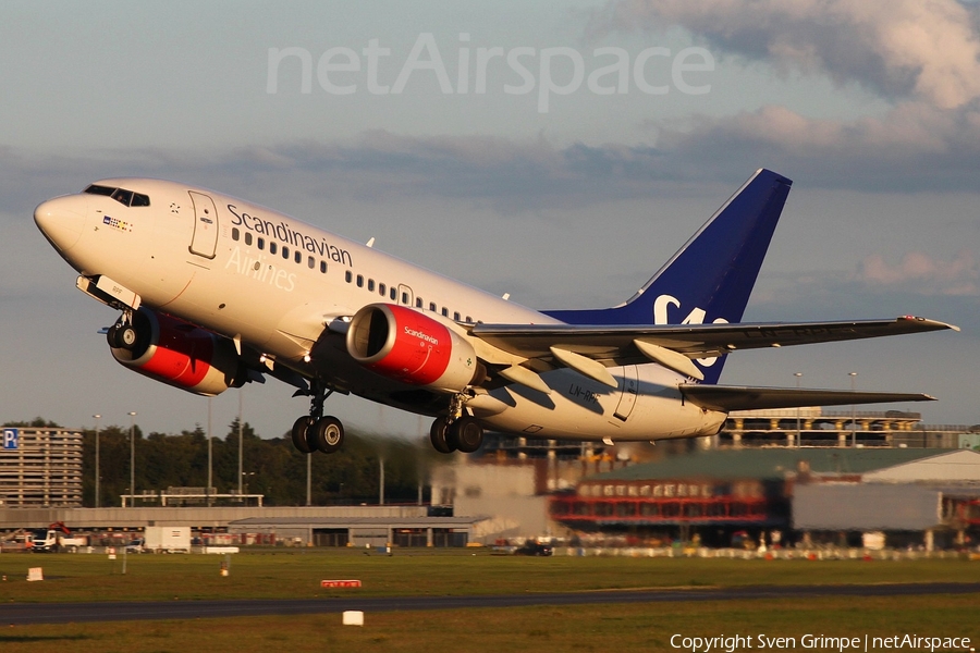 SAS - Scandinavian Airlines Boeing 737-683 (LN-RPF) | Photo 88851
