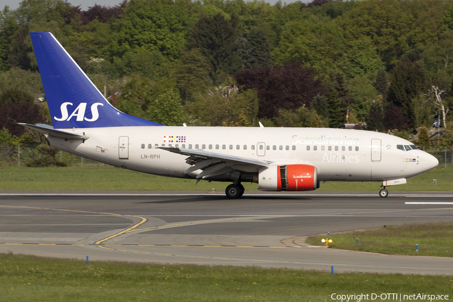 SAS - Scandinavian Airlines Boeing 737-683 (LN-RPH) | Photo 436307
