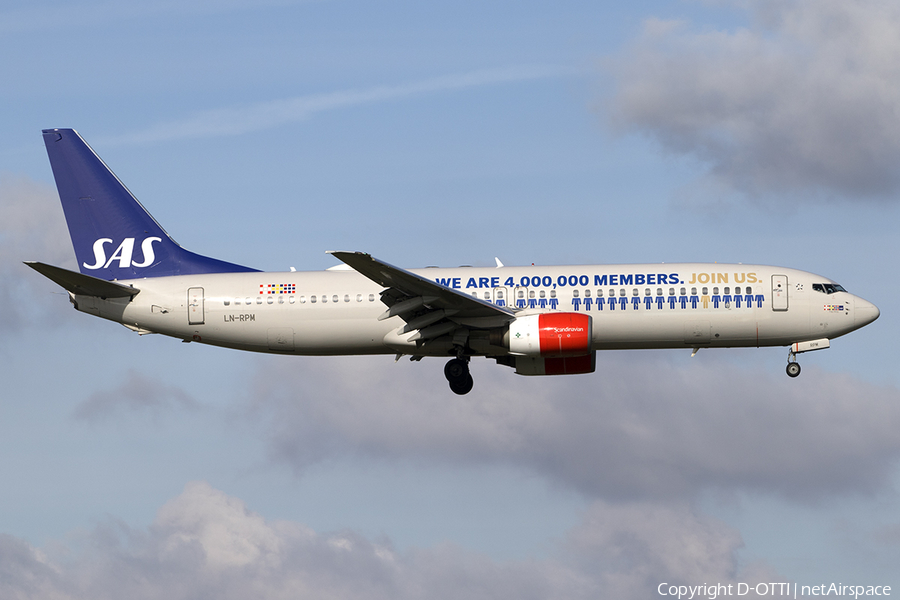 SAS - Scandinavian Airlines Boeing 737-883 (LN-RPM) | Photo 530020