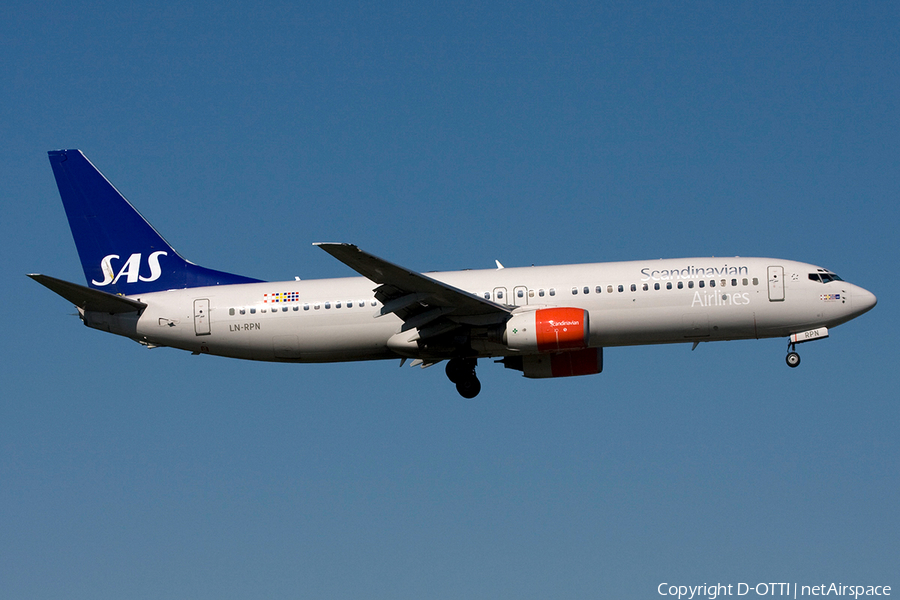 SAS - Scandinavian Airlines Boeing 737-883 (LN-RPN) | Photo 267085