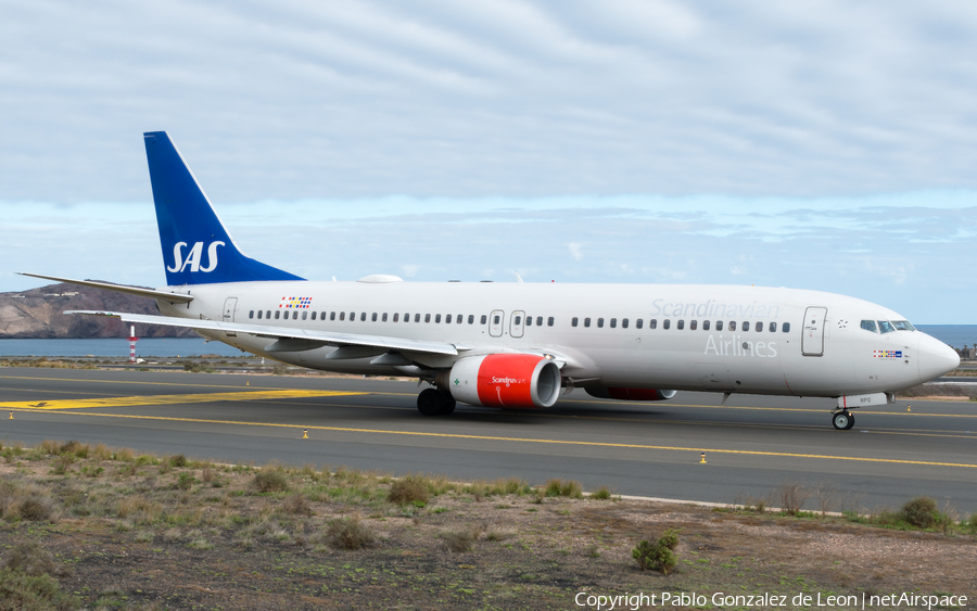 SAS - Scandinavian Airlines Boeing 737-883 (LN-RPO) | Photo 335689