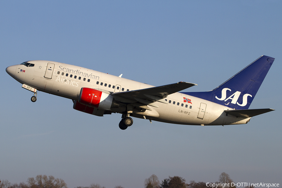SAS - Scandinavian Airlines Boeing 737-683 (LN-RPZ) | Photo 472157