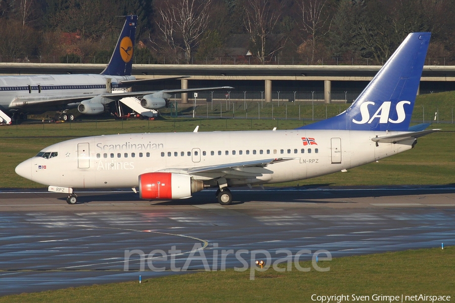 SAS - Scandinavian Airlines Boeing 737-683 (LN-RPZ) | Photo 92839