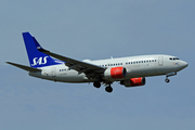 SAS - Scandinavian Airlines Boeing 737-783 (LN-RRB) at  London - Heathrow, United Kingdom