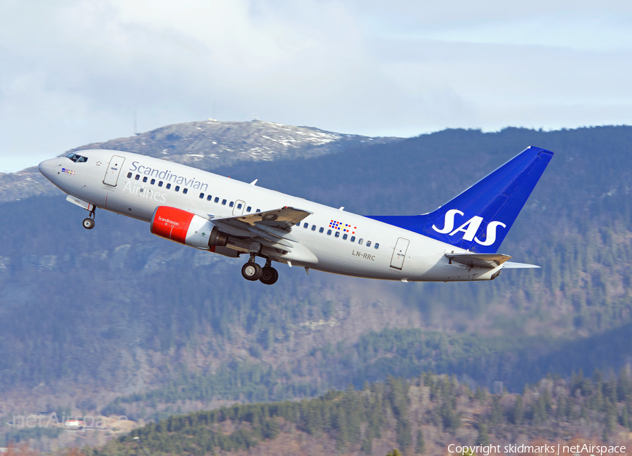 SAS - Scandinavian Airlines Boeing 737-683 (LN-RRC) | Photo 153131