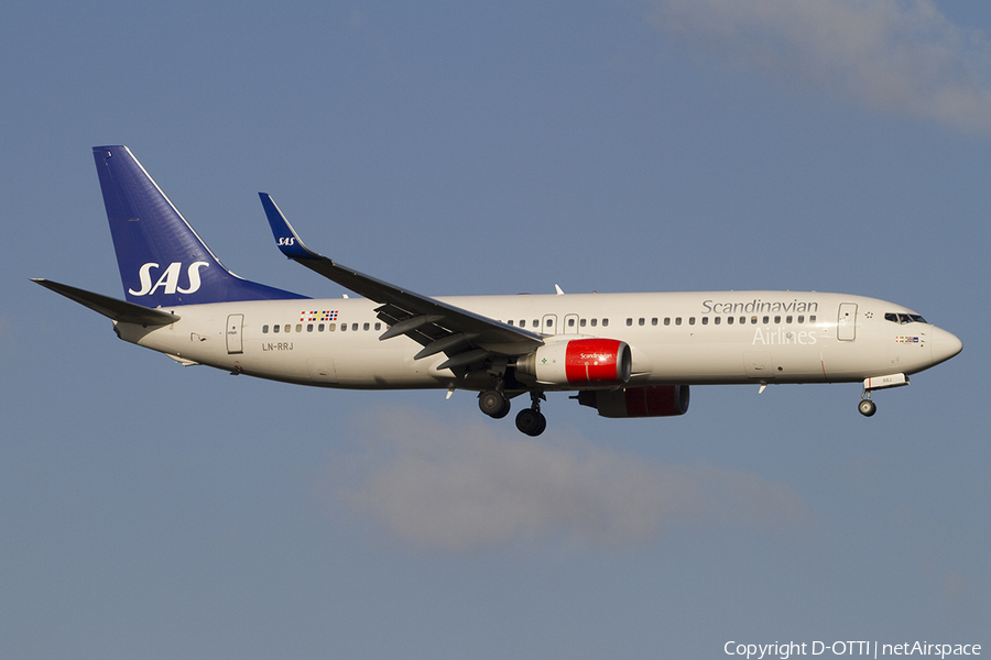 SAS - Scandinavian Airlines Boeing 737-883 (LN-RRJ) | Photo 373529