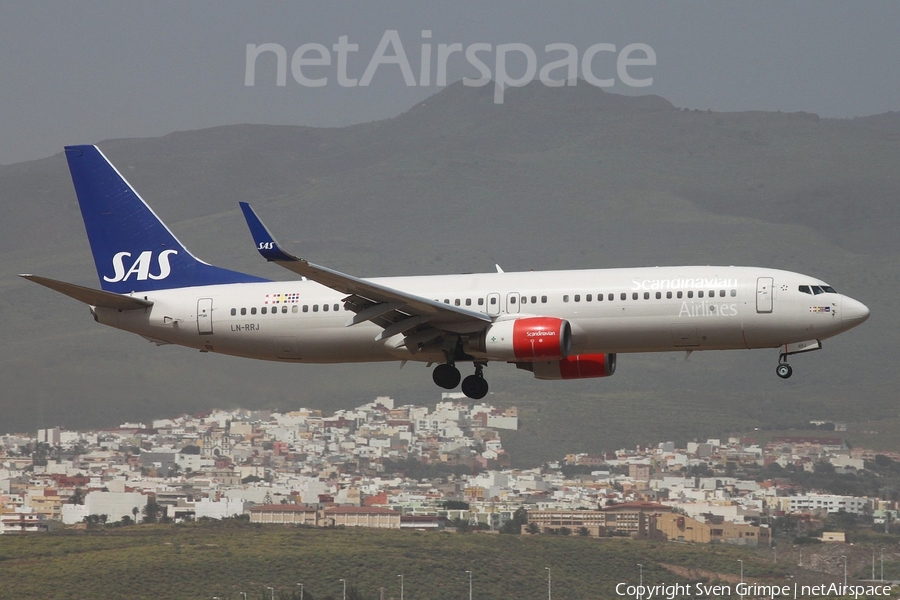 SAS - Scandinavian Airlines Boeing 737-883 (LN-RRJ) | Photo 237606