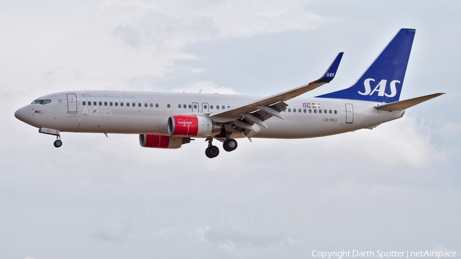 SAS - Scandinavian Airlines Boeing 737-883 (LN-RRJ) | Photo 236433