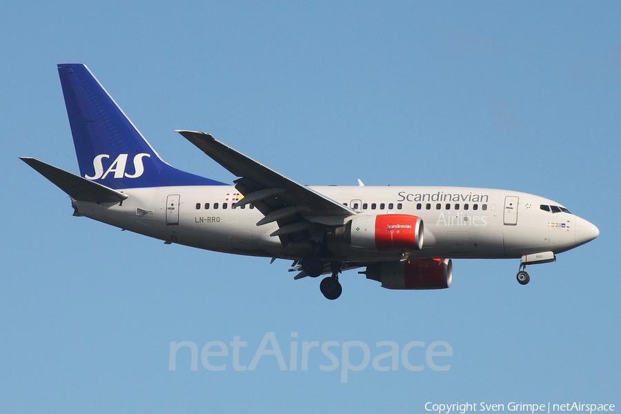 SAS - Scandinavian Airlines Boeing 737-683 (LN-RRO) | Photo 385515