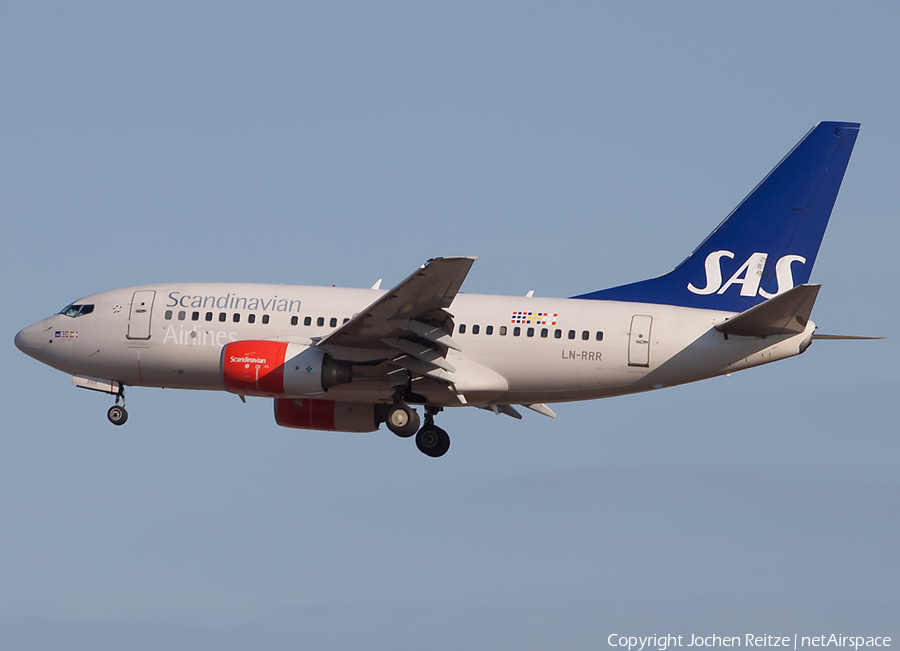 SAS - Scandinavian Airlines Boeing 737-683 (LN-RRR) | Photo 78812