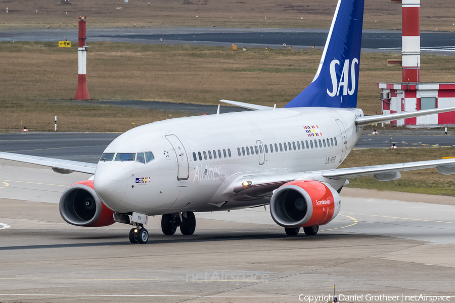 SAS - Scandinavian Airlines Boeing 737-683 (LN-RRR) | Photo 102788