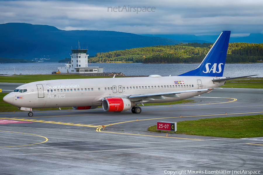 SAS - Scandinavian Airlines Boeing 737-883 (LN-RRS) | Photo 96346