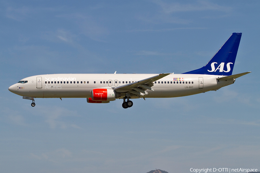 SAS - Scandinavian Airlines Boeing 737-883 (LN-RRT) | Photo 366146