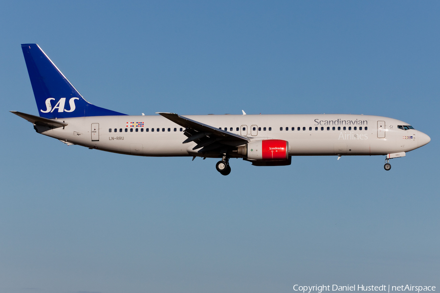 SAS - Scandinavian Airlines Boeing 737-883 (LN-RRU) | Photo 422219