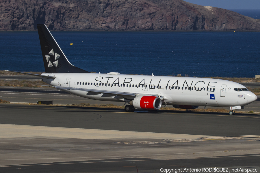 SAS - Scandinavian Airlines Boeing 737-883 (LN-RRW) | Photo 179181