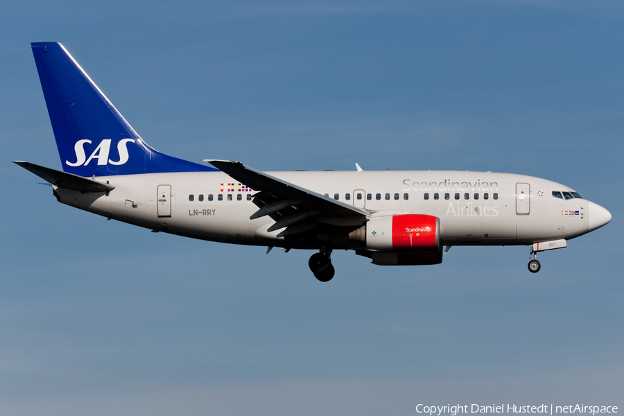 SAS - Scandinavian Airlines Boeing 737-683 (LN-RRY) | Photo 422743