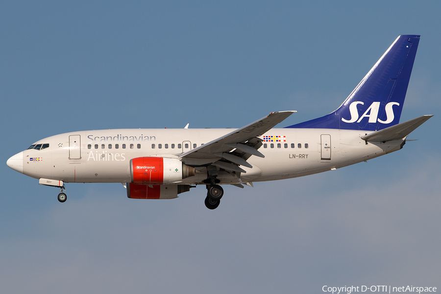 SAS - Scandinavian Airlines Boeing 737-683 (LN-RRY) | Photo 245291