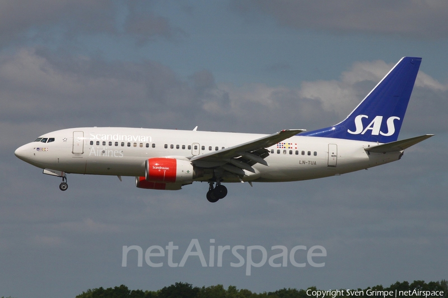 SAS - Scandinavian Airlines Boeing 737-705 (LN-TUA) | Photo 164799