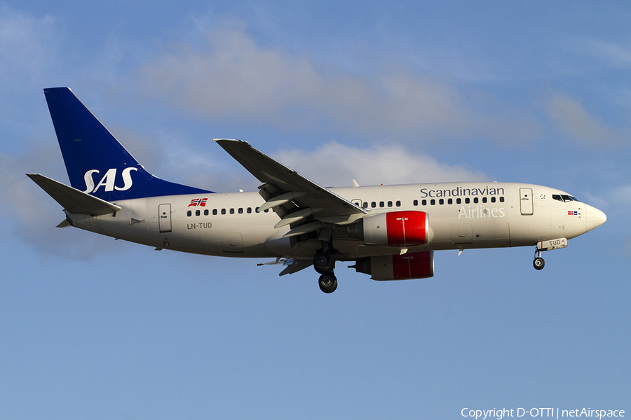 SAS - Scandinavian Airlines Boeing 737-705 (LN-TUD) | Photo 300843