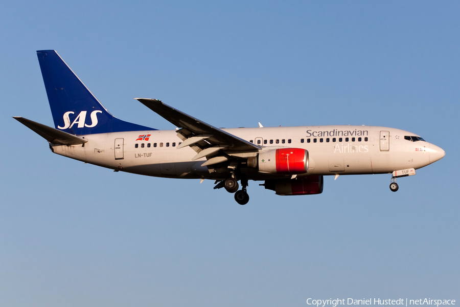 SAS - Scandinavian Airlines Boeing 737-705 (LN-TUF) | Photo 517406