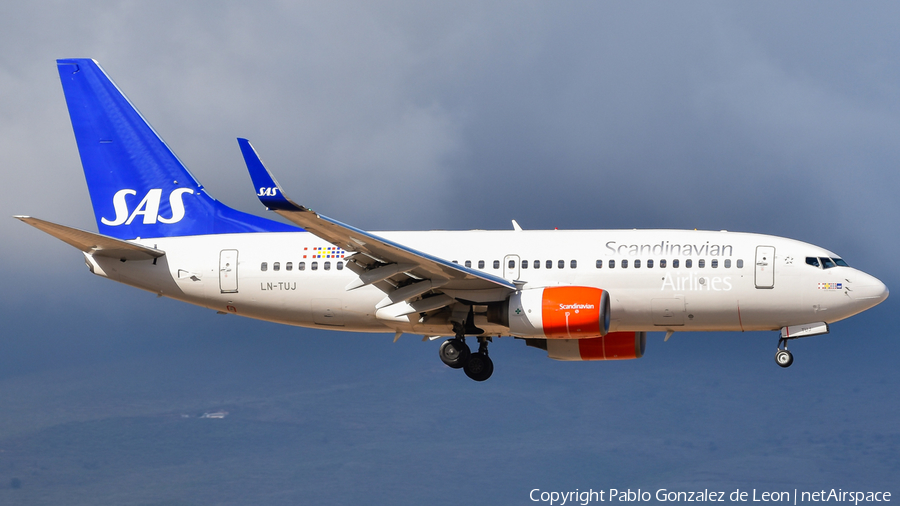 SAS - Scandinavian Airlines Boeing 737-705 (LN-TUJ) | Photo 341423