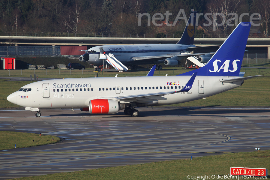 SAS - Scandinavian Airlines Boeing 737-705 (LN-TUJ) | Photo 92881