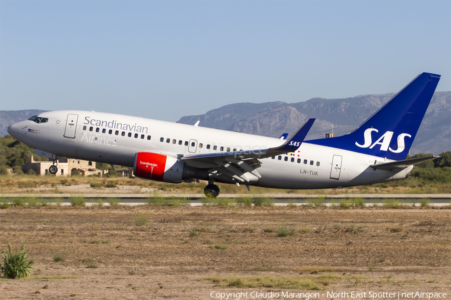 SAS - Scandinavian Airlines Boeing 737-705 (LN-TUK) | Photo 98674
