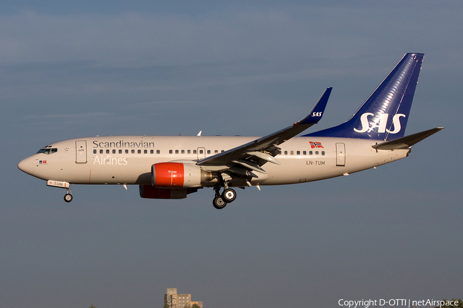 SAS - Scandinavian Airlines Boeing 737-705 (LN-TUM) | Photo 268304