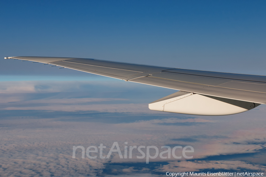 Widerøe Embraer ERJ-190E2 (ERJ-190-300STD) (LN-WEC) | Photo 259433