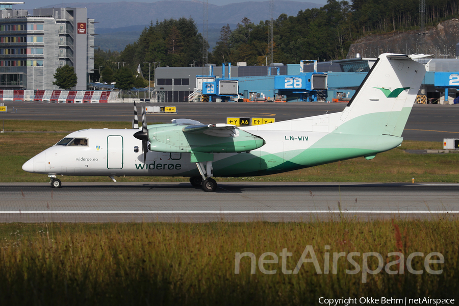 Widerøe de Havilland Canada DHC-8-103 (LN-WIV) | Photo 254131