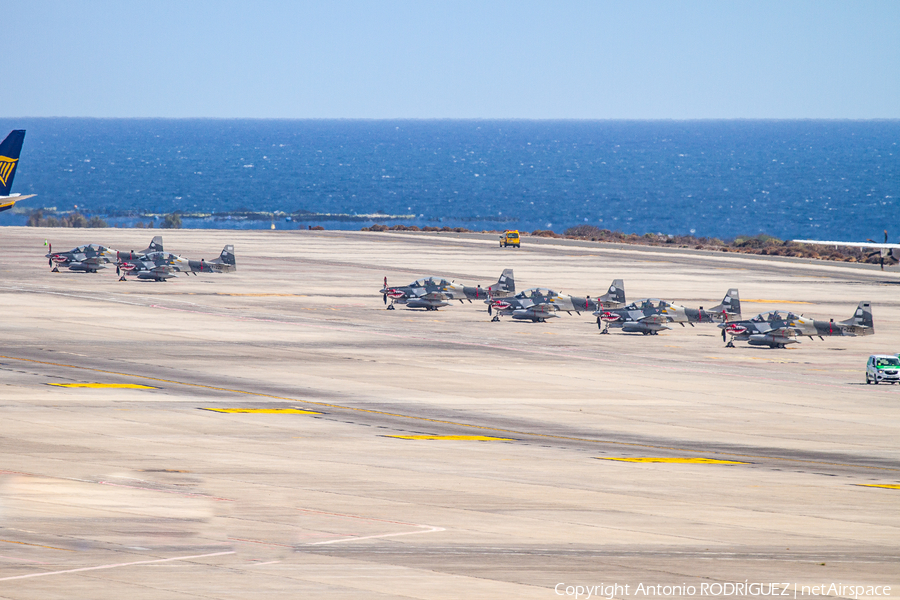 Aviation photo 401617