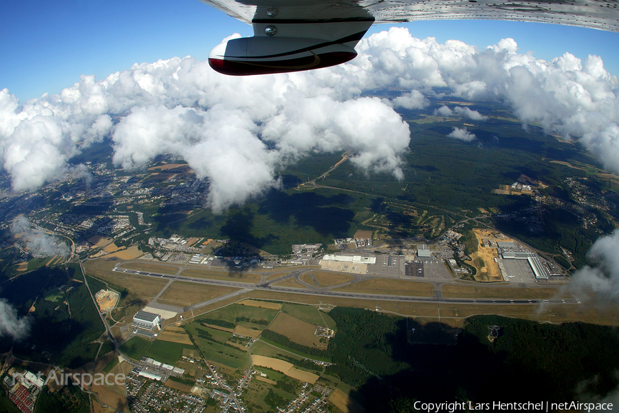 Aviation photo 81698