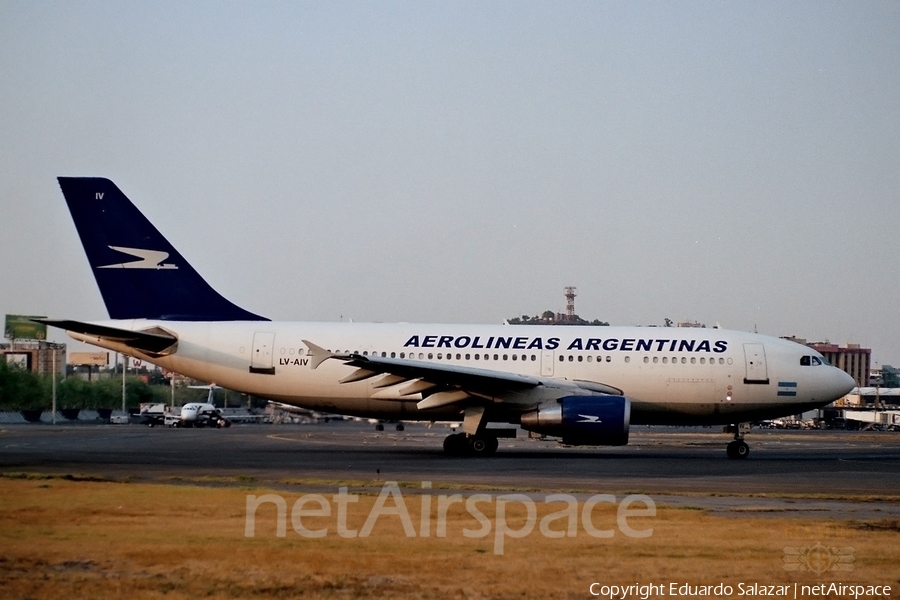Aerolineas Argentinas Airbus A310-325(ET) (LV-AIV) | Photo 137759