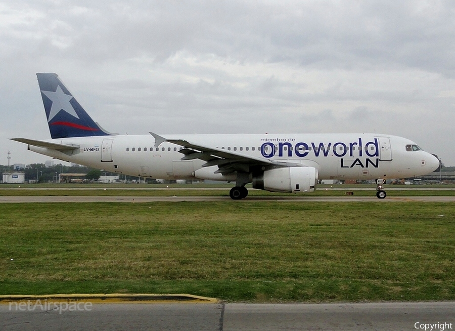 LAN Airlines Airbus A320-233 (LV-BFO) | Photo 46372