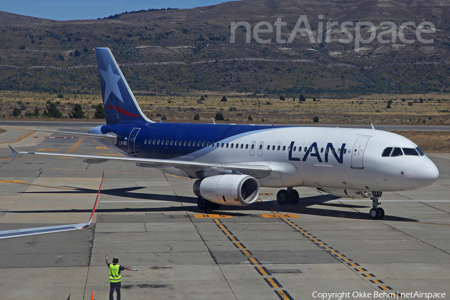 LATAM Airlines Argentina Airbus A320-233 (LV-BGI) | Photo 229798