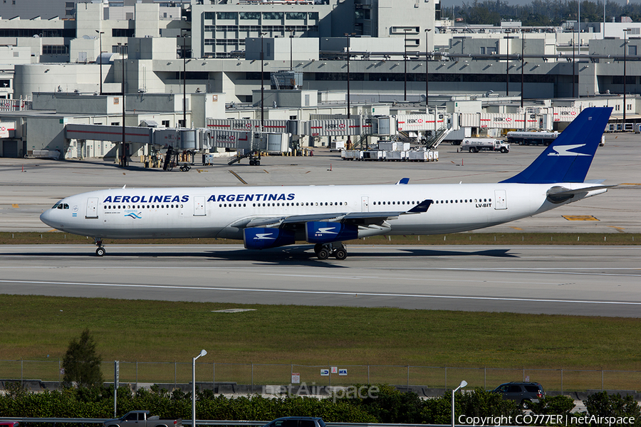 Aerolineas Argentinas Airbus A340-313 (LV-BIT) | Photo 14016