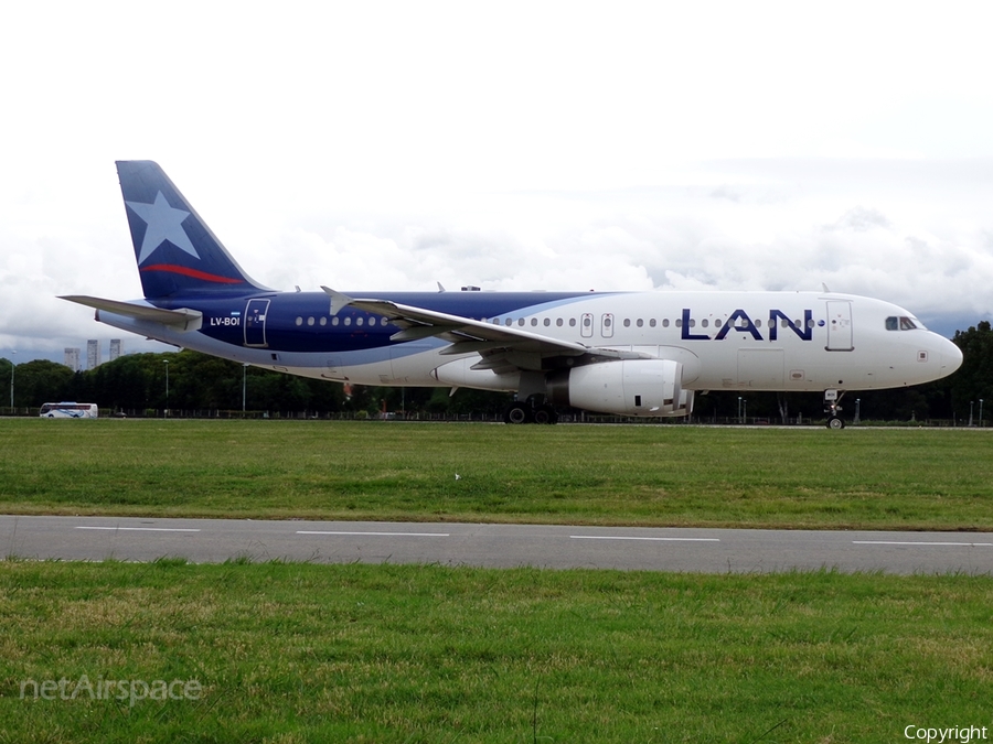 LAN Airlines Airbus A320-233 (LV-BOI) | Photo 46343